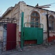 В Курске ремонтируют крышу дома №13 на улице Почтовой, где жил Казимир Малевич