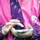 В Курске на улице грабитель напал на 8-летнюю девочку