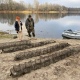 В Курской области пограничники поймали браконьеров на лодке и с вентерями