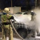 В центре Курска возле воинской части горела машина