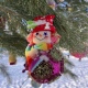 В Курске в Детском парке елку украсили самодельными игрушками