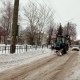 В Курске спецбригада расчищает от снега подъезды к соцучреждениям