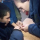 Под Курском пожарные помогли ребенку освободить застрявший палец