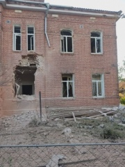 Утренний обстрел Теткино Курской области: есть погибший и раненые, горят дома