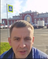 Мэр Курска заметил неэстетичные торговые точки на Привокзальной площади