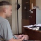 В Курске на улице Горького группа парней избила и ограбила прохожего