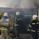 В Курске на частной территории сгорели баня, гараж и машина