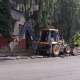В Курске на улице Димитрова укладывают новые бордюры