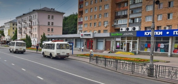 Инцидент произошел 19 июля на тротуаре возле дома №94 на улице Ленина