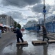 В центре Курска прорвало канализацию, возле рынка течет река нечистот
