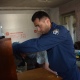 Житель Курской области поссорился с приятелем и ударил его ножом в спину