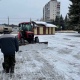 В Курске расчищают от снега 63 парка и сквера