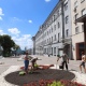 В Курске на центральной улице высаживают бегонии трех цветов