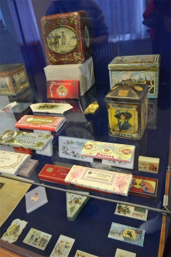 Экспозиция шоколада в музее Экспозиция шоколада в музее