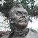 Памятник знаменитому тенору
