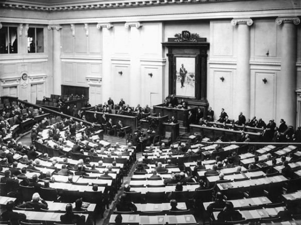 Депутаты от Курской губернии призывали контролировать «расходования народных средств» Депутаты от Курской губернии призывали контролировать «расходования народных средств»