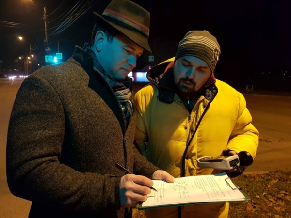 Общественники с люксметром в руках не нашли в Курске улиц с нормальным освещением