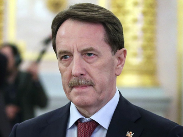 Полпредом Президента в ЦФО стал воронежский губернатор. Алексей Гордеев руководил соседним регионом с 2009 года Полпредом Президента в ЦФО стал воронежский губернатор. Алексей Гордеев руководил соседним регионом с 2009 года
