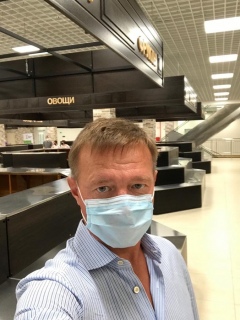 21 июня губернатор приехал за продуктами и обнаружил, что ряды пусты – нет ни фермеров, ни товаров 21 июня губернатор приехал за продуктами и обнаружил, что ряды пусты – нет ни фермеров, ни товаров