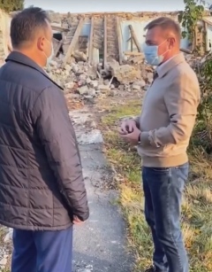 «Не удивился, что проблемы обнаружились и тут», – заметил губернатор на площадке, где должен быть построен детский сад «Не удивился, что проблемы обнаружились и тут», – заметил губернатор на площадке, где должен быть построен детский сад