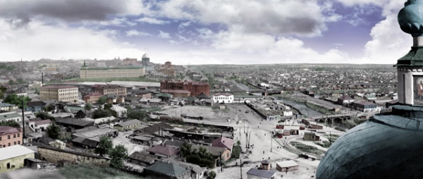 Вид на площадь Добролюбова в 1950-е годы с колокольни Свято-Троицкого храма. День, должно быть, не рыночный, потому народу на площади мало... Фотокомпозиция Виктора Крюкова Вид на площадь Добролюбова в 1950-е годы с колокольни Свято-Троицкого храма. День, должно быть, не рыночный, потому народу на площади мало... Фотокомпозиция Виктора Крюкова