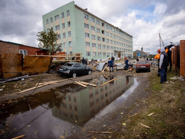 В Курске основной удар пришелся на здание автотехнического колледжа и общежитие