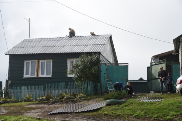 В селе Пригородная Слободка восстановлена кровля 124 жилых домов В селе Пригородная Слободка восстановлена кровля 124 жилых домов