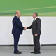 Премьер-министр Михаил Мишустин наградил медалью курского водителя