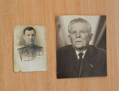 Родные Лещенко: отец Валериан Андреевич (слева) и дед Андрей Васильевич (справа)