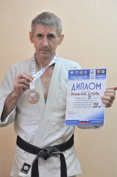 Игорь Забелин вернулся из Магнитогорска с очередной медалью