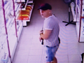 В Курске полиция разыскивает подозреваемого в краже из магазина автозапчастей (ВИДЕО)