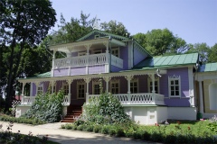 В доме Тургенева за 150 лет почти ничего не изменилось В доме Тургенева за 150 лет почти ничего не изменилось