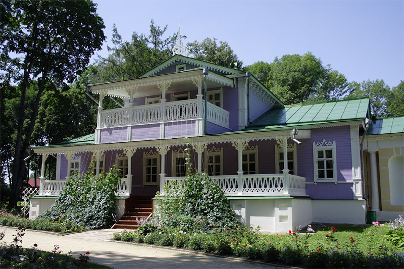 В доме Тургенева за 150 лет почти ничего не изменилось В доме Тургенева за 150 лет почти ничего не изменилось