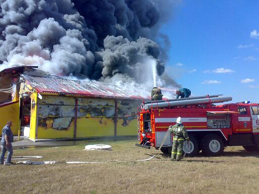 Пожар произошел на предприятии в Горшеченском районе Пожар произошел на предприятии в Горшеченском районе