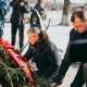 Сотрудники мэрии Курска возложили цветы и венки к памятникам освободителям города