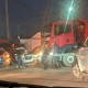 В Курске авария с грузовиком парализовала движение на проспекте Вячеслава Клыкова