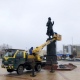 В Курске моют памятник Пушкину