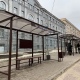 В Курске на новых остановочных павильонах меняют таблички с названиями остановок