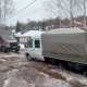 В Курске на Нижней Луговой из-за состояния дороги застревают автомобили