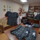 В Курской области воспитанники центра социальной помощи шьют вещи для участников СВО