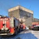 В Курске тушат пожар на предприятии