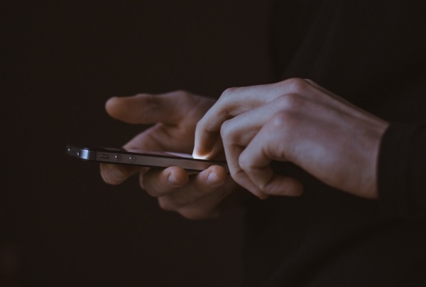 Жители Курска жалуются на массовые сбои в работе Telegram