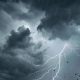 МЧС предупреждает курян о грозах, граде и сильном ветре