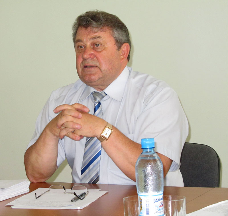 Александр Демин назвал ситуацию с передачей домов «рейдерским захватом» Александр Демин назвал ситуацию с передачей домов «рейдерским захватом»