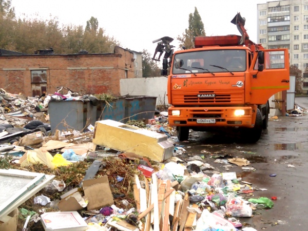 За квартиру площадью 50 квадратных метров плата за сбор и вывоз мусора составит 67 рублей 50 копеек За квартиру площадью 50 квадратных метров плата за сбор и вывоз мусора составит 67 рублей 50 копеек