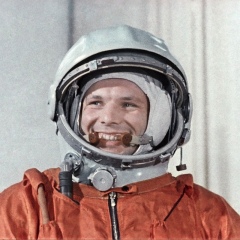Юрий Гагарин Юрий Гагарин