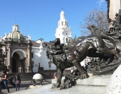 Центр Старого Кито — площадь Независимости Центр Старого Кито — площадь Независимости