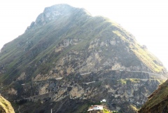 Общий вид на Нос Дьявола Общий вид на Нос Дьявола