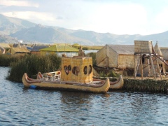 Плавучая индейская деревенька Плавучая индейская деревенька