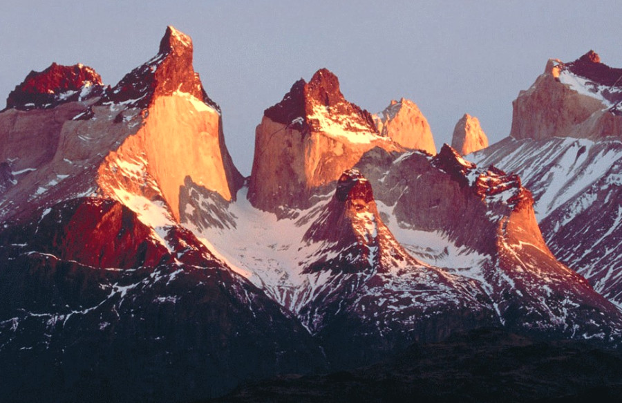 Торрес-дель-Пайне с южной стороны Торрес-дель-Пайне с южной стороны